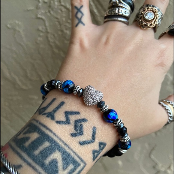 White gold plated cz heart onyx & austrian glass - Picture 6 of 13